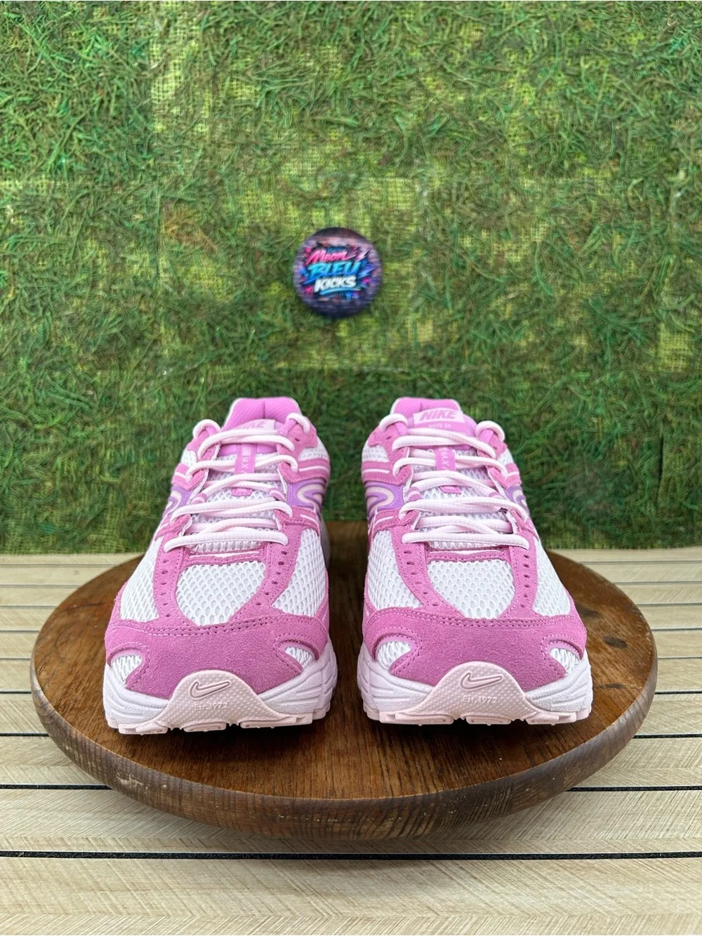 Nike Air Max Moto 2K SE